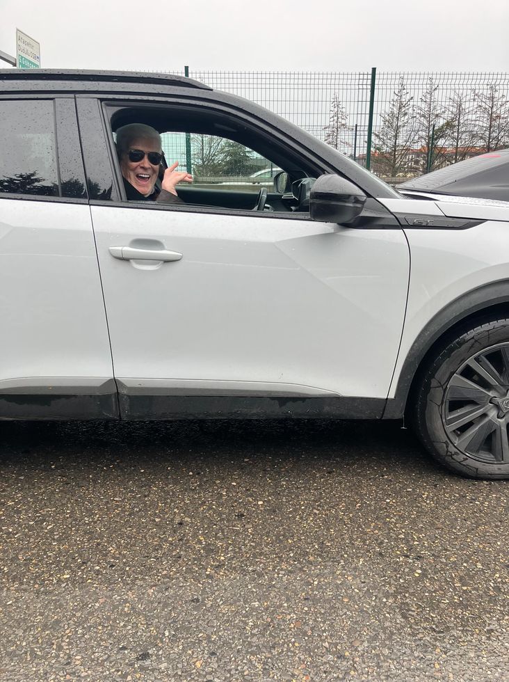 Trafikte İzzet Günay ile karşılaştı